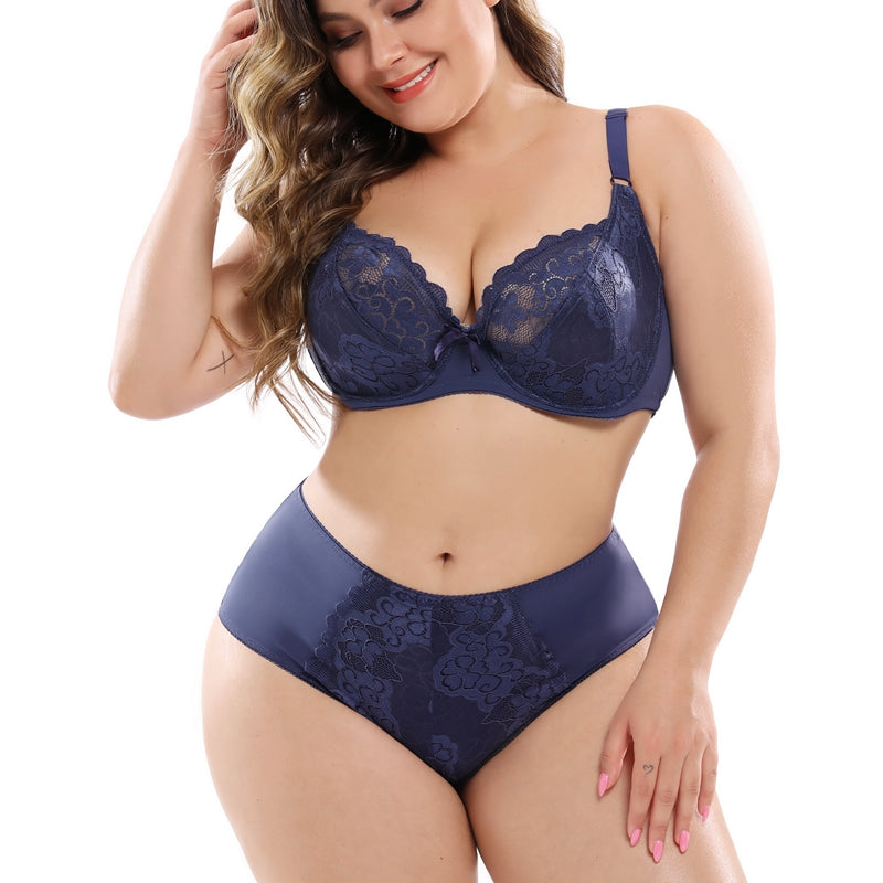 Conjunto de sutiã plus size em renda