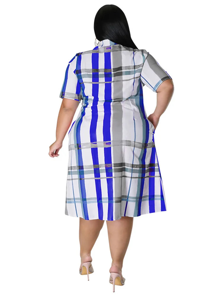 Vestido Plus Size com cinto