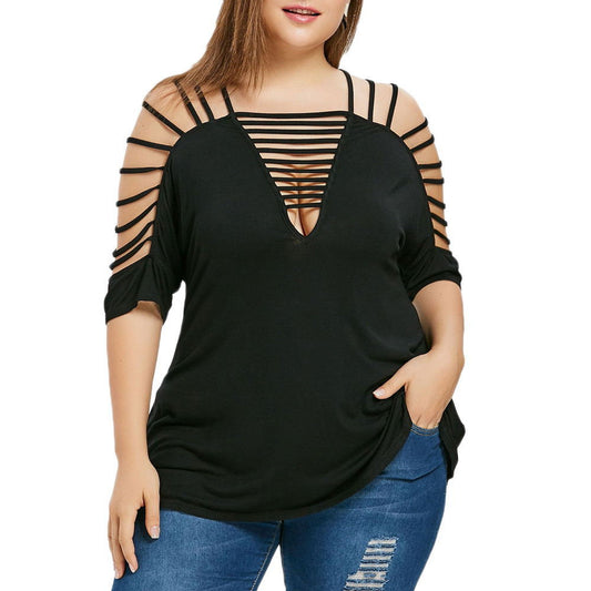 Blusa plus size Vazada com decote em V